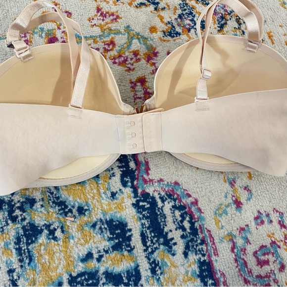 🆕 NWT VICTORIA’S SECRET Love Cloud push-up bra Champagne nude color Womens 36D - Picture 4 of 8